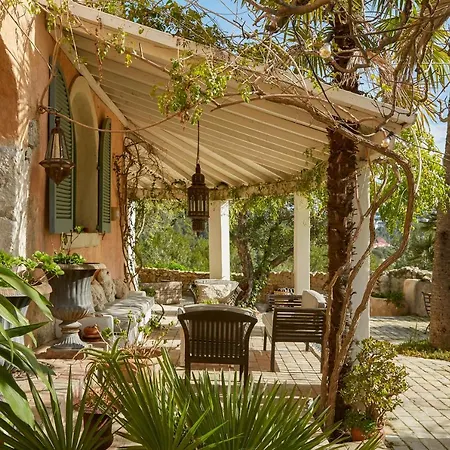 Sitges Hill Retreats-Masia Nur 22 Bedrooms Divided Over 9 Houses For Max 44 Guests-2
